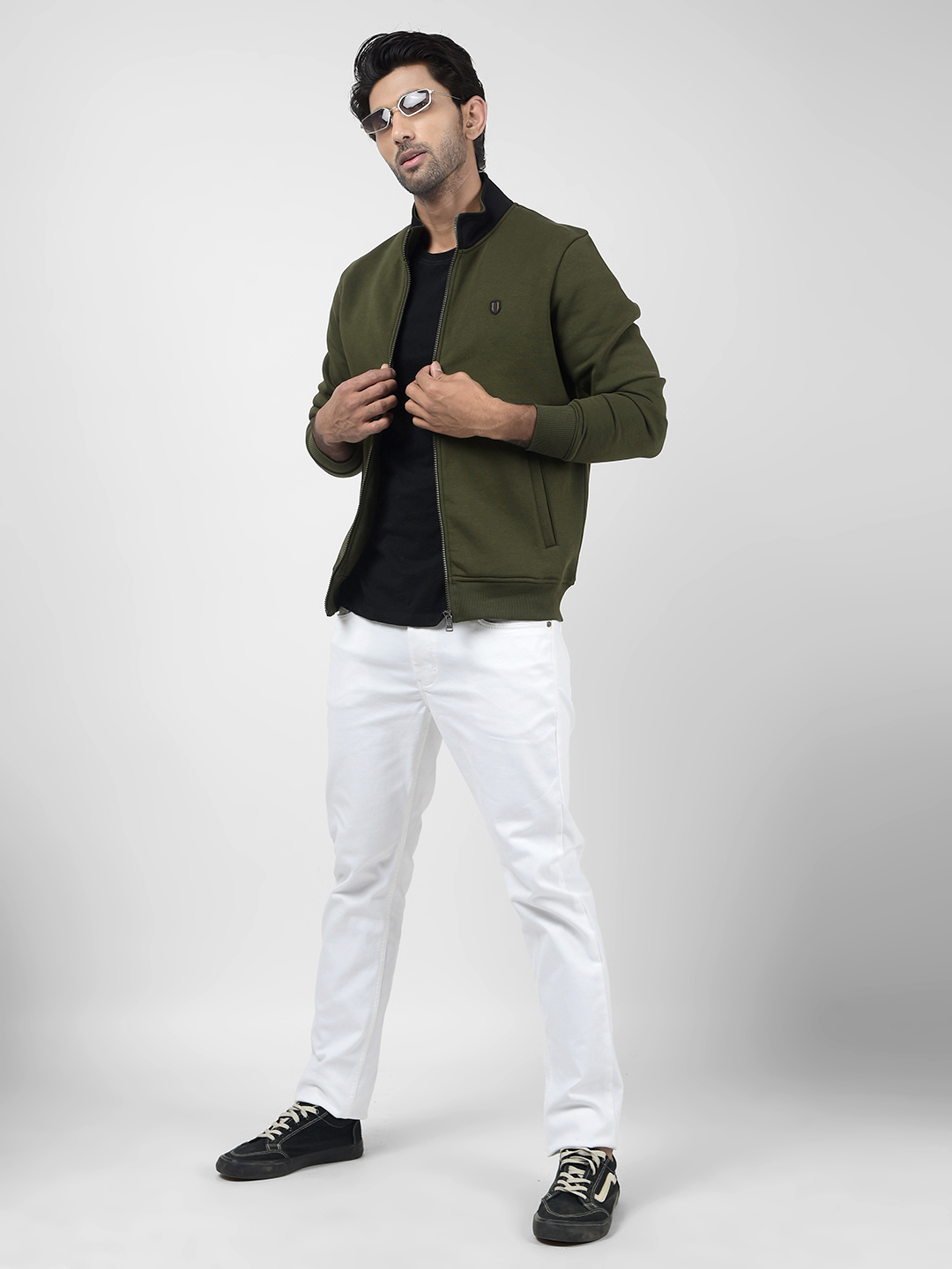 Numero Uno Men Color Block Green Sweat Shirt